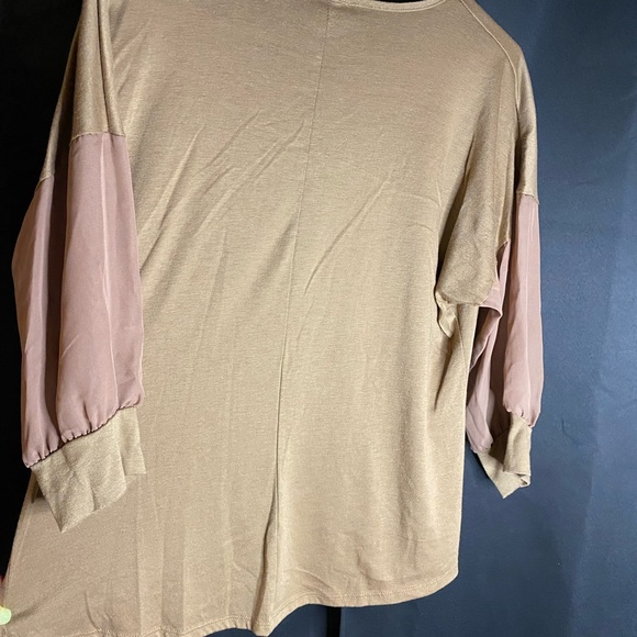 Large Top - Picture 2 of 2